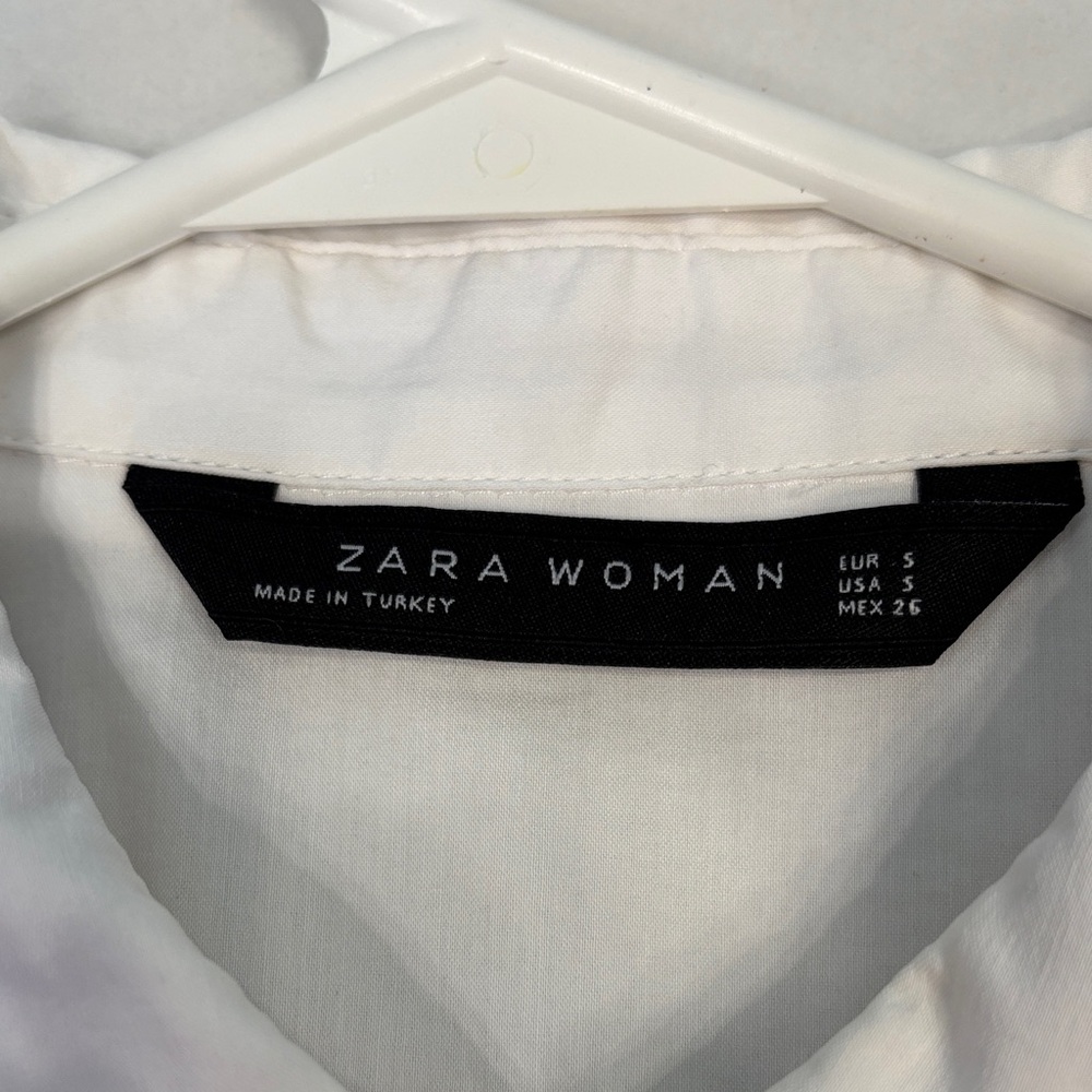 Women’s Zara White Ruffled Sleeve Statement Piece Button up Top - Picture 9 of 12